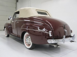 1941-Ford-Super-Deluxe-Convertible-5