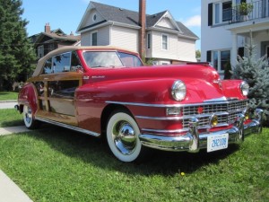 1948-Chrysler-Town-Country-Convertible-Woody-1