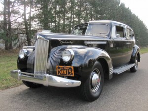 1941-Packard-160-Formal-Sedan-Low-Mileage-All-Original-Classic-38