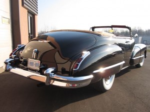 1947-Cadillac-Series-62-Convertible-Exceptional-Restoration-Show-Quality-8
