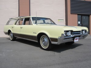 1967-Oldsmobile-Vista-Cruiser-Original-Station-Wagon-woody-37