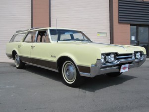 1967-Oldsmobile-Vista-Cruiser-Original-Station-Wagon-woody14