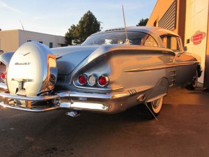 1958-Chevrolet-Impala-2-door-sports-coupe-excellent-original - 30