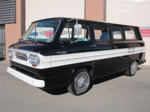 1964-Chevrolet-Corvair-Greenbrier-van-nine-passenger-six-door-original-low-miles  - 01