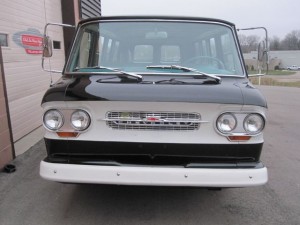 1964-Chevrolet-Corvair-Greenbrier-van-nine-passenger-six-door-original-low-miles  - 10