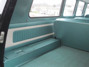 1964-Chevrolet-Corvair-Greenbrier-van-nine-passenger-six-door-original-low-miles  - 34