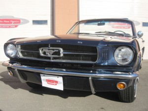 1964.5-Ford-Mustang-Convertible-restored-sixty-four-and-half-early-production - 02