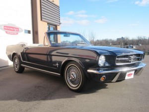 1964.5-Ford-Mustang-Convertible-restored-sixty-four-and-half-early-production - 06