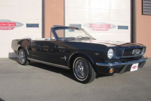 1964.5-Ford-Mustang-Convertible-restored-sixty-four-and-half-early-production - 09