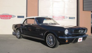 1964.5-Ford-Mustang-Convertible-restored-sixty-four-and-half-early-production - 10