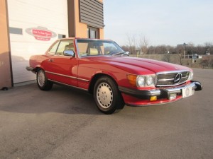 1989-Mercedes-Benz-560sl-Roadster-Conevrtible-all-original-low-mileage - 10