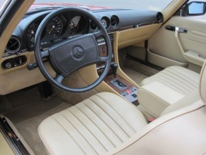 1989-Mercedes-Benz-560sl-Roadster-Conevrtible-all-original-low-mileage - 17