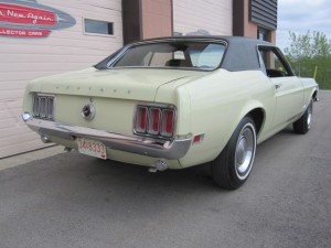 1970-Ford-Mustang-Low-Mileage-All-Original-05