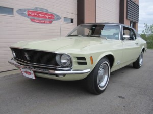 1970-Ford-Mustang-Low-Mileage-All-Original-10