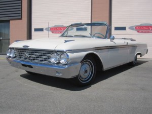 1962-Ford-Galaxie-500-Sunliner-Convertible42