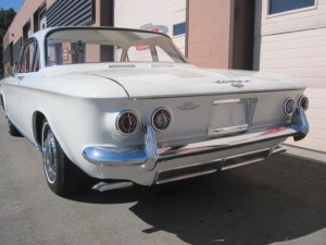 1963-Chevrolet-Corvair-Monza-900-Coupe-Factory-Air-Conditioning02