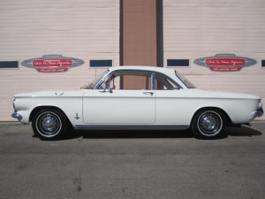 1963-Chevrolet-Corvair-Monza-900-Coupe-Factory-Air-Conditioning05