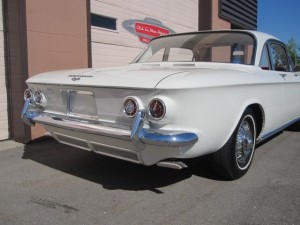 1963-Chevrolet-Corvair-Monza-900-Coupe-Factory-Air-Conditioning08