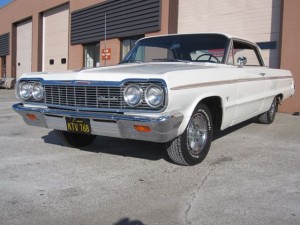 1964-Chevrolet-Impala-SS02