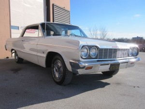 1964-Chevrolet-Impala-SS03