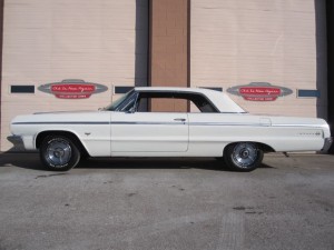 1964-Chevrolet-Impala-SS06