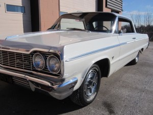 1964-Chevrolet-Impala-SS08