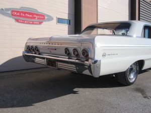 1964-Chevrolet-Impala-SS10