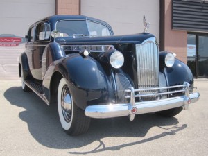 1940-Packard-Super-8-160-Touring-Sedan-Full-Classic - 04