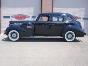 1940-Packard-Super-8-160-Touring-Sedan-Full-Classic - 08