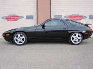 1990 Porsche 928 GT Web - 03