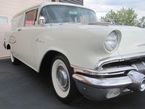 1957 Pontiac Pathfinder Sedan Delivery - 30