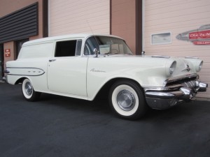 1957 Pontiac Pathfinder Sedan Delivery - 34