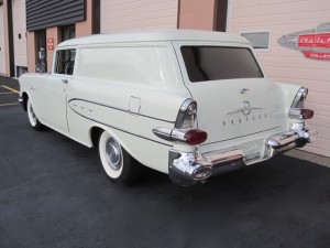 1957 Pontiac Pathfinder Sedan Delivery - 4