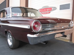 1964 Ford Fairlane - 10