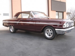1964 Ford Fairlane - 12