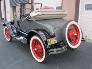 1927 FORD MODEL T - 19