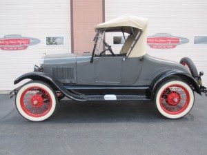 1927 FORD MODEL T - 23