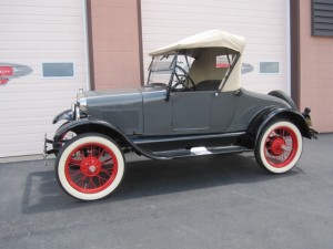 1927 FORD MODEL T - 61
