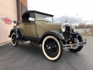 38 - 1928 Ford Model A Roadster