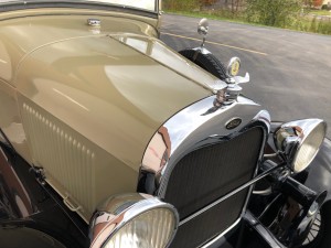 27 - 1928 Ford Model A Roadster