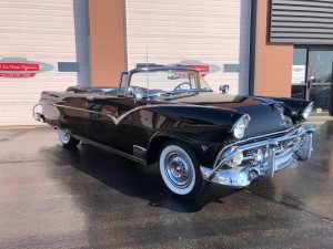 1955_ford_sunliner_6