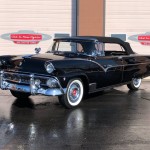 1955_ford_sunliner_1